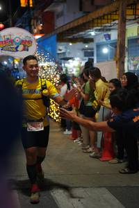 BIB: 5404, 
                            <button type="button" onclick="openModal(21830845)" class="btn btn-primary btn-sm float-right btn-popup" data-toggle="modal" data-target=".modal-high-quality">
                        <i class="fas fa-shopping-cart"></i> Add to Cart
                    </button>
                                            <button type="button" onclick="isThisMe(21830845, true)" class="btn btn-success btn-sm float-right btn-popup btn-isme hidden" data-toggle="tooltip" data-placement="bottom" title="นี่คือรูปของคุณใช่ไหม คลิกที่นี่เพื่อเอาเข้าอัลบั้ม">
                        <i class="fas fa-plus"></i> Add to album
                    </button>
                    <button type="button" onclick="isThisMe(21830845, false)" class="btn btn-warning btn-sm float-right btn-popup btn-isnotme hidden">
                        <i class="fas fa-ban"></i> Remove from album
                    </button>